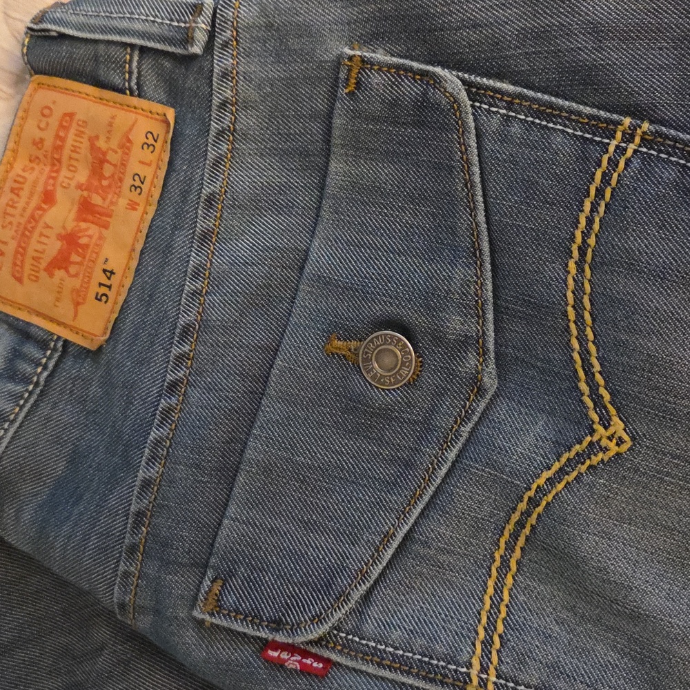 Levi's 514 Slim Straight Droit men's jeans size 32x32 Make amazing womens jeans